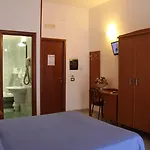 法尔科内酒店