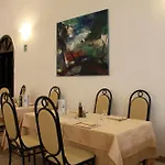 Falcone ホテル 4*