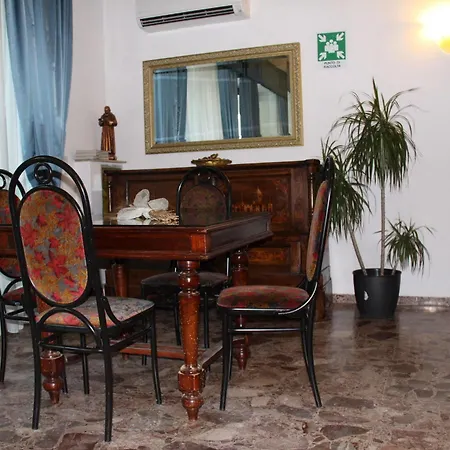 Falcone 4* Βιέστε