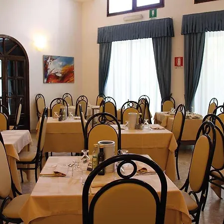 Hotell Falcone 4*